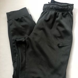 Nike Men’s Joggers SMALL